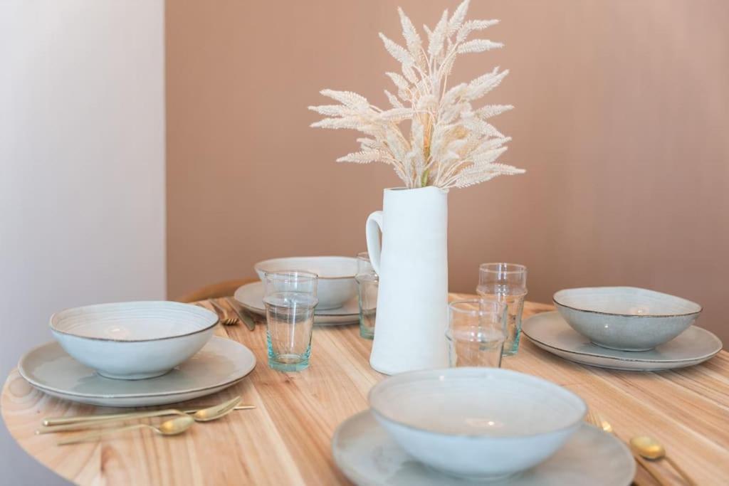 Superbe Appartement En Rdc Proche Marche Central 拉罗歇尔 外观 照片